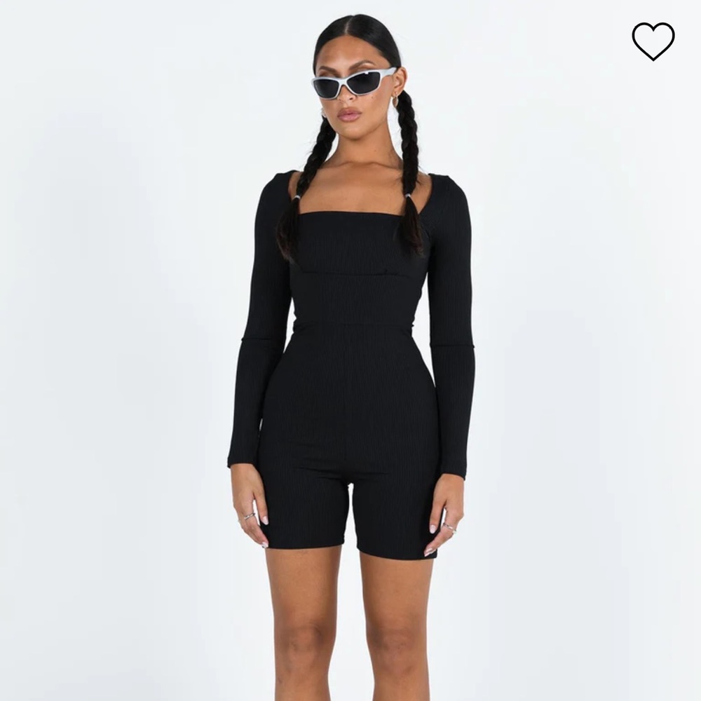 NWT Sara Romper Princess Polly